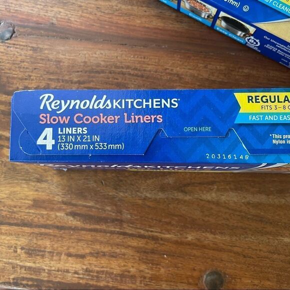 Reynolds Kitchen Slow Cooker Liners Set of 2 boxes 4 count Each, 3-8 quarts - Picture 6 of 10